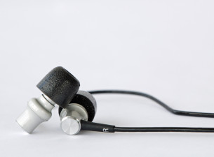 Hifiman has been producing fine audiophile products for a while now.  Their full size headphones help lead the charge for planar magnetic drivers (HE-6, HE500) and they more recently started...